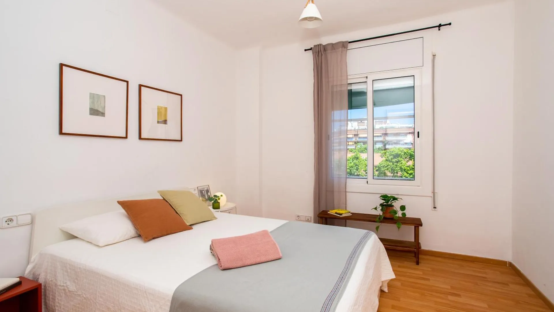 برشلونة 00 Apartment Sagrada Familia 0*,  إسبانيا